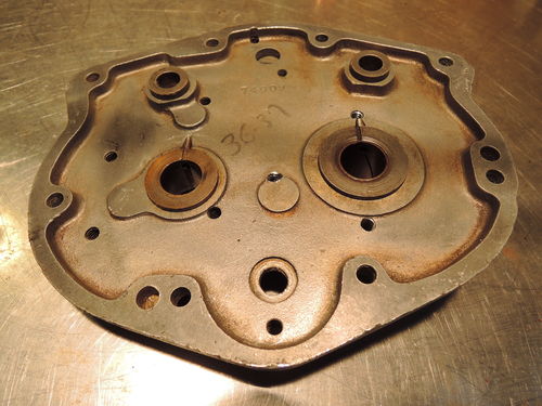 INDIAN SPORT SCOUT CAM COVER, 1935-37, BATTERY IGN.