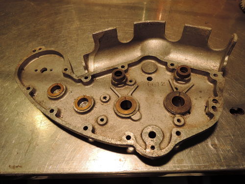 INDIAN CHIEF CAM COVER 1939-46, MAGNETO OR BATTERY  MODEL